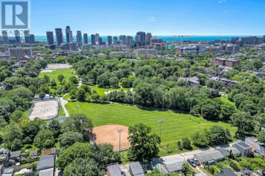819 DUNDAS STREET W Toronto (Trinity-Bellwoods) Ontario photo 42