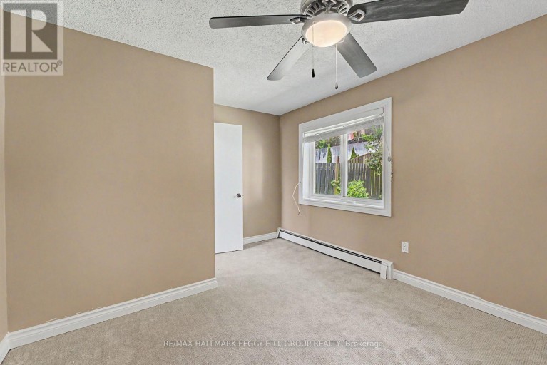 UPPER - 2496 8 LINE, Bradford West Gwillimbury (Bradford), Ontario, L3Z3P8
