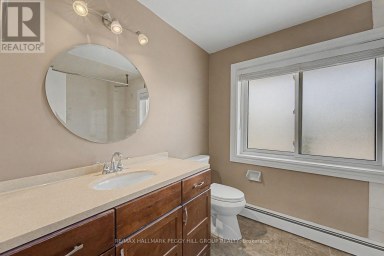 UPPER - 2496 8 LINE Bradford West Gwillimbury (Bradford) Ontario photo 16