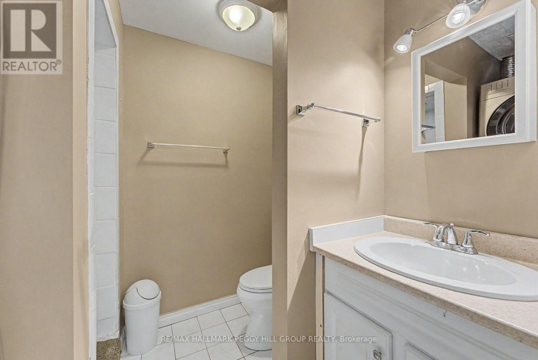 UPPER - 2496 8 LINE, Bradford West Gwillimbury (Bradford), Ontario, L3Z3P8