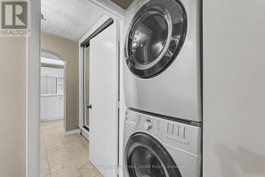 UPPER - 2496 8 LINE Bradford West Gwillimbury (Bradford) Ontario photo 18