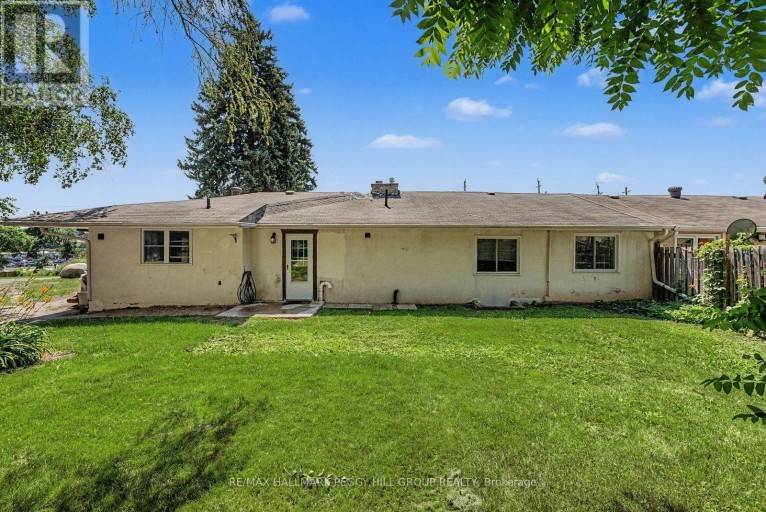 UPPER - 2496 8 LINE, Bradford West Gwillimbury (Bradford), Ontario, L3Z3P8