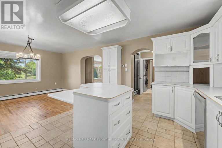 UPPER - 2496 8 LINE, Bradford West Gwillimbury (Bradford), Ontario, L3Z3P8