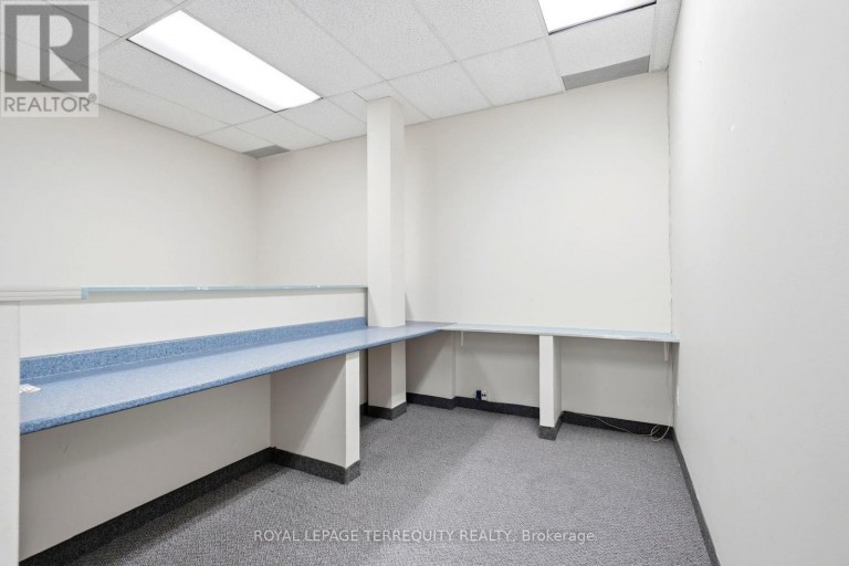 204 - 4700 JANE STREET, Toronto (Black Creek), Ontario, M3N2L3