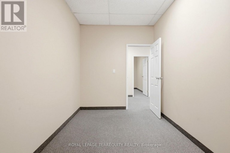 204 - 4700 JANE STREET, Toronto (Black Creek), Ontario, M3N2L3