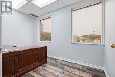 201 - 4700 JANE STREET Toronto (Black Creek) Ontario photo 15