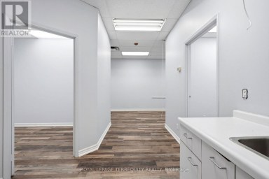 201 - 4700 JANE STREET Toronto (Black Creek) Ontario photo 18