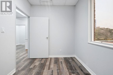 201 - 4700 JANE STREET Toronto (Black Creek) Ontario photo 20