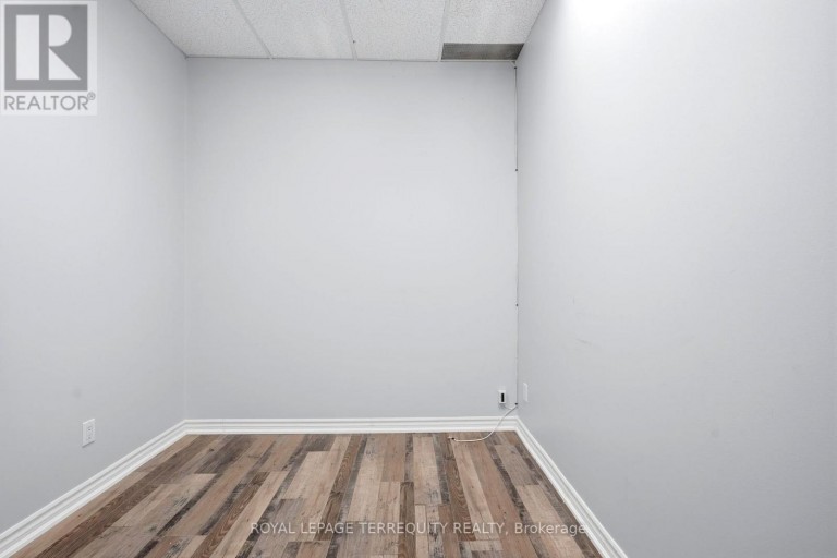 201 - 4700 JANE STREET, Toronto (Black Creek), Ontario, M3N2L3