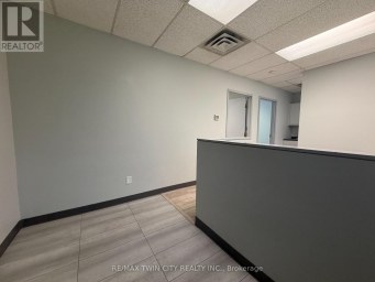 102 - 446 GREY STREET Brantford Ontario photo 4
