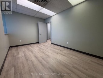 102 - 446 GREY STREET Brantford Ontario photo 7