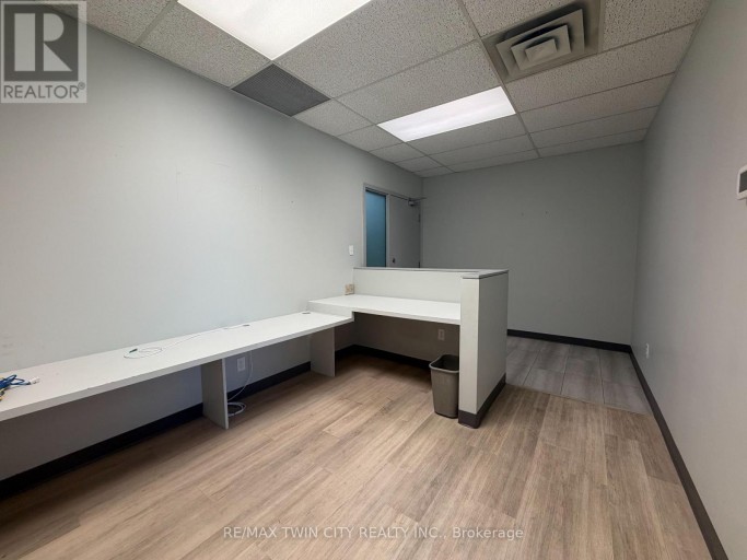 102 - 446 GREY STREET, Brantford, Ontario, N3S7L6