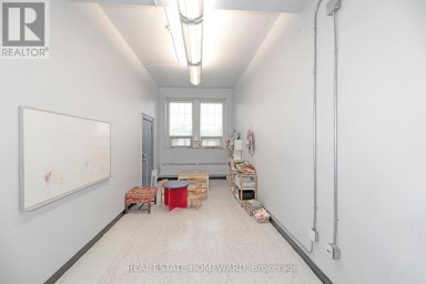 202 SIMCOE STREET N Oshawa (O'Neill) Ontario photo 10