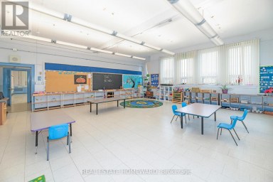 202 SIMCOE STREET N Oshawa (O'Neill) Ontario photo 14