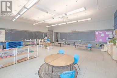 202 SIMCOE STREET N Oshawa (O'Neill) Ontario photo 20