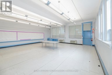 202 SIMCOE STREET N Oshawa (O'Neill) Ontario photo 29