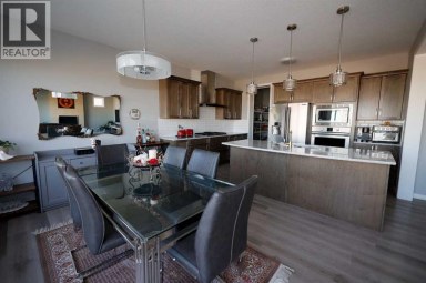 163 Cityside Park NE Calgary Alberta photo 17