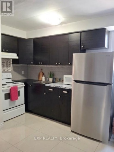 3 - 256 LAKESHORE ROAD E, Mississauga (Port Credit), Ontario, L5G1G9
