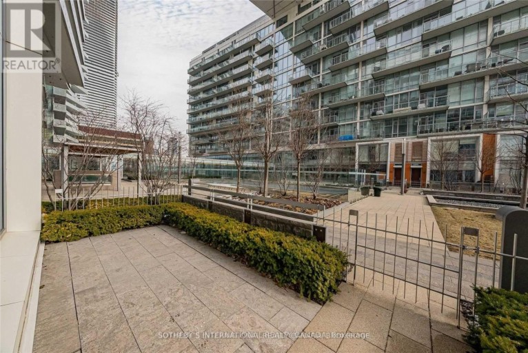 TH-113 - 29 QUEENS QUAY E, Toronto (Waterfront Communities), Ontario, M5E0A4