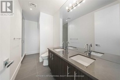 TH-113 - 29 QUEENS QUAY E Toronto (Waterfront Communities) Ontario photo 30