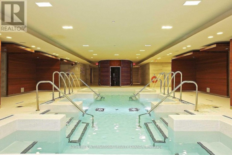 TH-113 - 29 QUEENS QUAY E, Toronto (Waterfront Communities), Ontario, M5E0A4