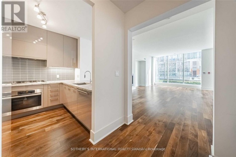 TH-113 - 29 QUEENS QUAY E, Toronto (Waterfront Communities), Ontario, M5E0A4
