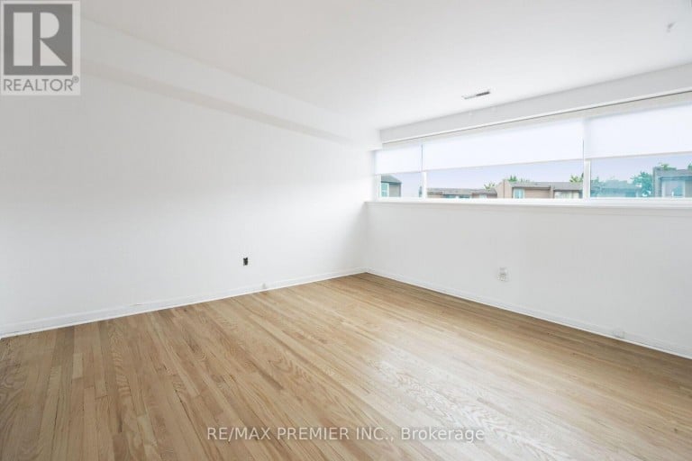 82 - 248 JOHN GARLAND BOULEVARD, Toronto (West Humber-Clairville), Ontario, M9V1N8