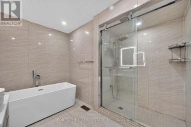 55 CASTLEHILL ROAD Brampton (Northwood Park) Ontario photo 24
