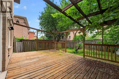 55 CASTLEHILL ROAD Brampton (Northwood Park) Ontario photo 40