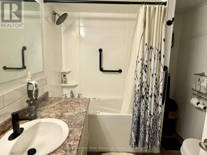 23 BLUEJAY COURT, Brockton, Ontario, N0G2V0