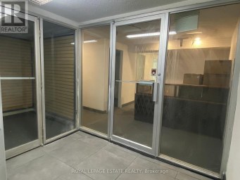 B101 - 2558 DANFORTH AVENUE Toronto (East End-Danforth) Ontario photo 4