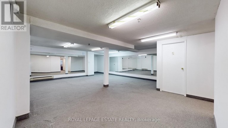B101 - 2558 DANFORTH AVENUE, Toronto (East End-Danforth), Ontario, M4C1L3