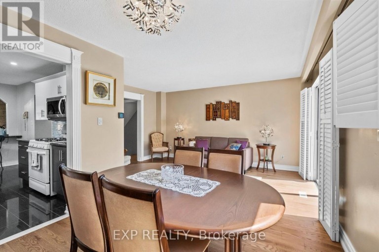 171 SIMONSTON BOULEVARD, Markham (German Mills), Ontario, L3T4M1