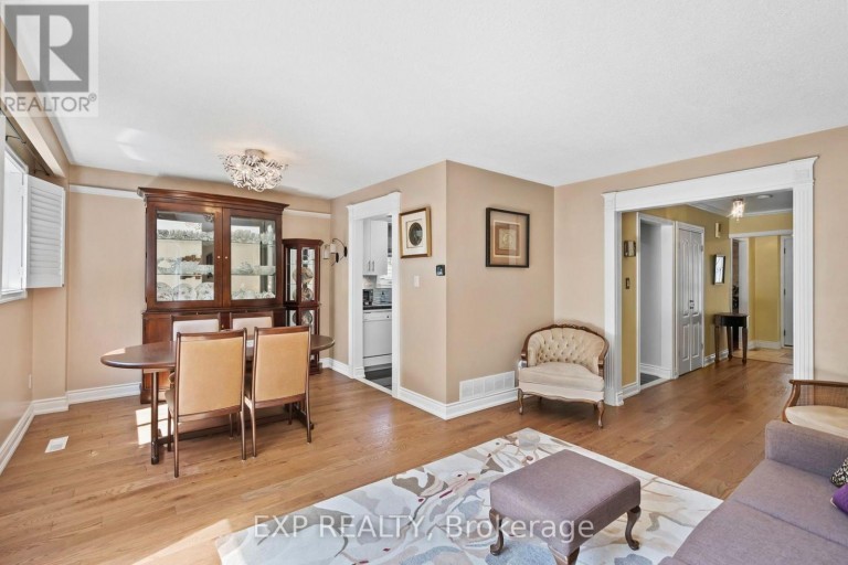 171 SIMONSTON BOULEVARD, Markham (German Mills), Ontario, L3T4M1