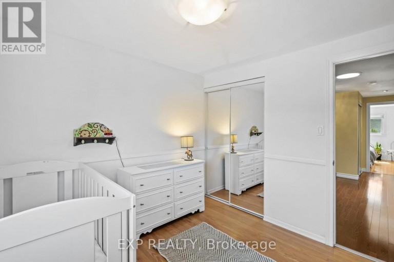 171 SIMONSTON BOULEVARD, Markham (German Mills), Ontario, L3T4M1