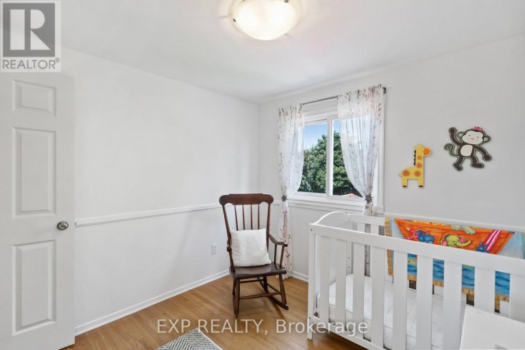 171 SIMONSTON BOULEVARD, Markham (German Mills), Ontario, L3T4M1