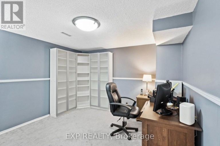 171 SIMONSTON BOULEVARD, Markham (German Mills), Ontario, L3T4M1