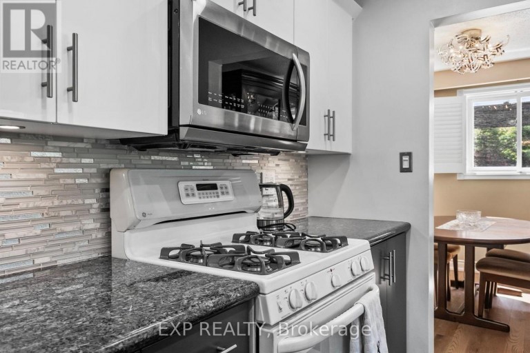 171 SIMONSTON BOULEVARD, Markham (German Mills), Ontario, L3T4M1