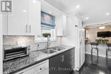 171 SIMONSTON BOULEVARD Markham (German Mills) Ontario photo 9