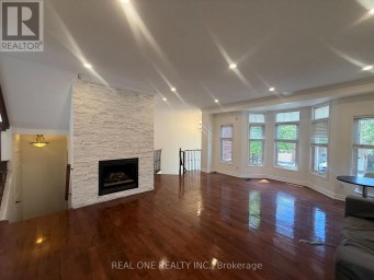 93 BRUNSWICK AVENUE Markham (Berczy) Ontario photo 2