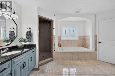 77 WEST STREET Huron East (Seaforth) Ontario photo 28