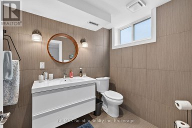 77 WEST STREET Huron East (Seaforth) Ontario photo 38