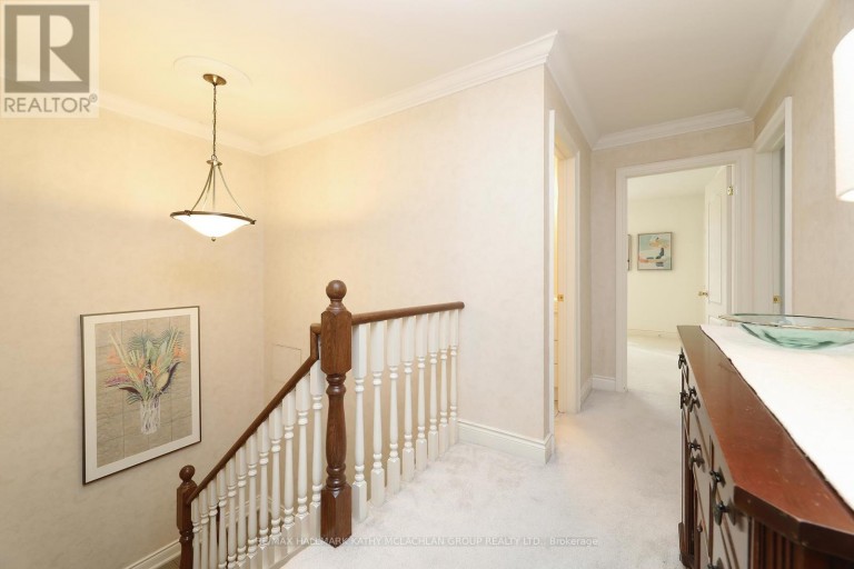 38 CRIMSON MILLWAY, Toronto (St. Andrew-Windfields), Ontario, M2L1T6