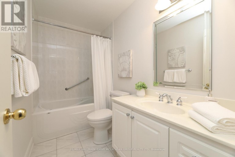 38 CRIMSON MILLWAY, Toronto (St. Andrew-Windfields), Ontario, M2L1T6