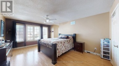 9 ROUGHLEY STREET Bradford West Gwillimbury (Bradford) Ontario photo 14