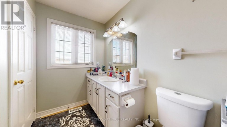 9 ROUGHLEY STREET, Bradford West Gwillimbury (Bradford), Ontario, L3Z3B2