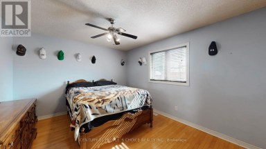 9 ROUGHLEY STREET Bradford West Gwillimbury (Bradford) Ontario photo 18