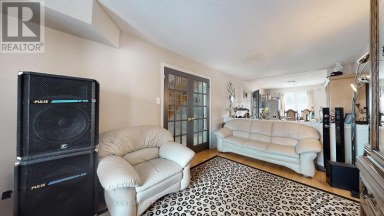 9 ROUGHLEY STREET Bradford West Gwillimbury (Bradford) Ontario photo 2