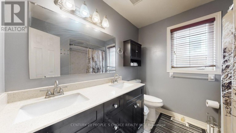 9 ROUGHLEY STREET, Bradford West Gwillimbury (Bradford), Ontario, L3Z3B2