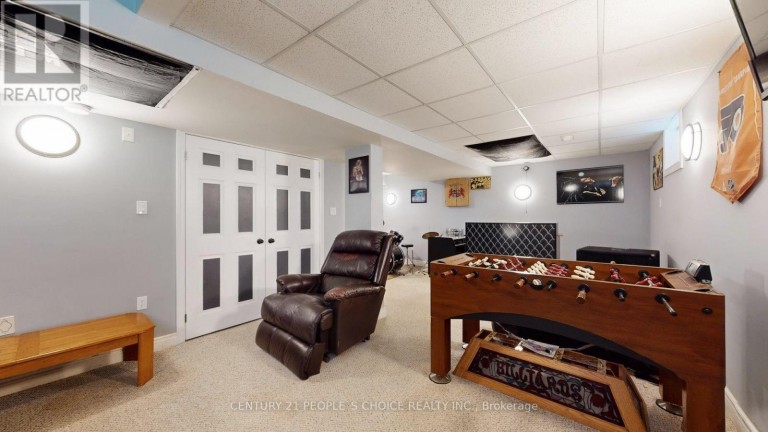 9 ROUGHLEY STREET, Bradford West Gwillimbury (Bradford), Ontario, L3Z3B2